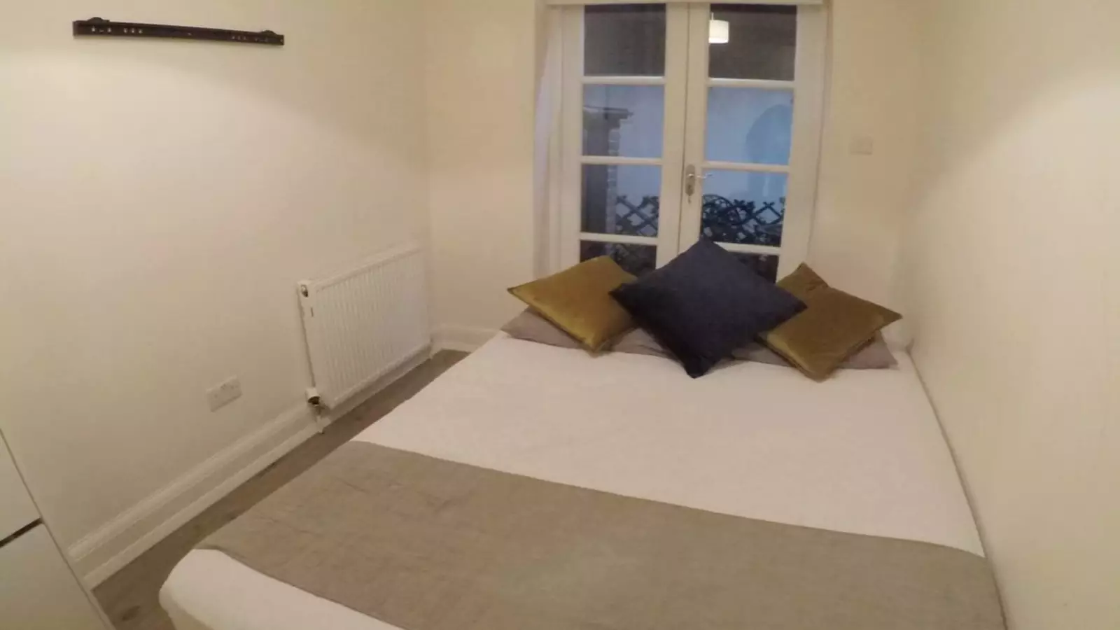 Flat Tachbrook Street in City of Westminster