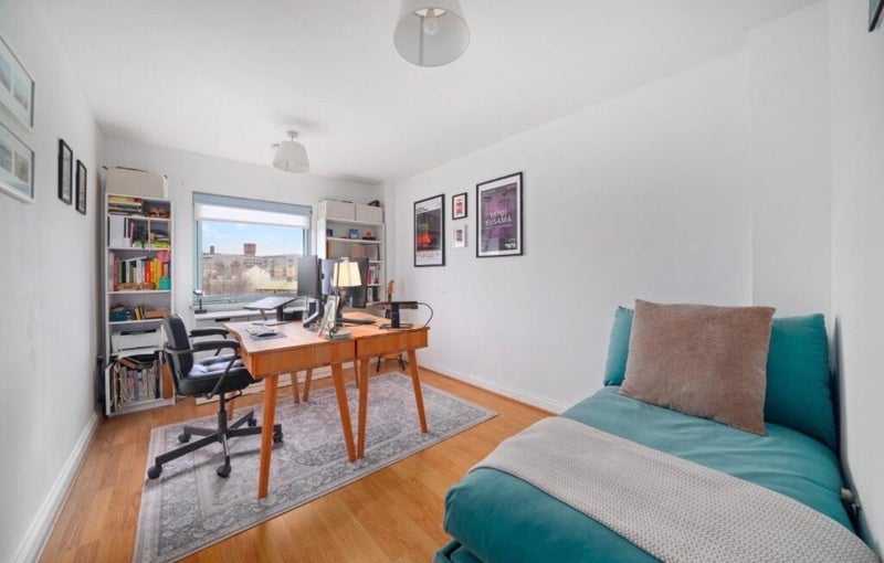 Room Paton Close in Greater London