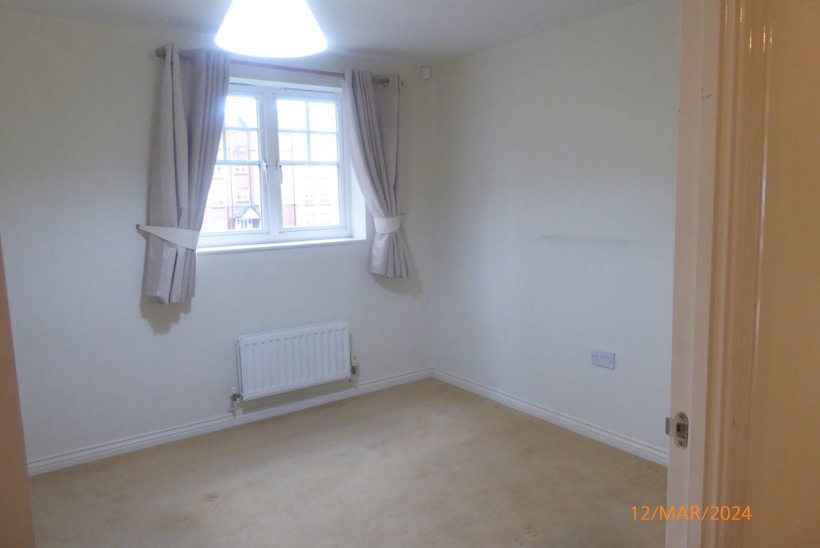Flat Beckets View in Northampton