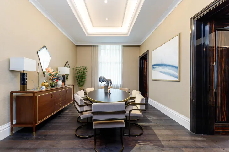 Flat Whitehall Place in City of Westminster