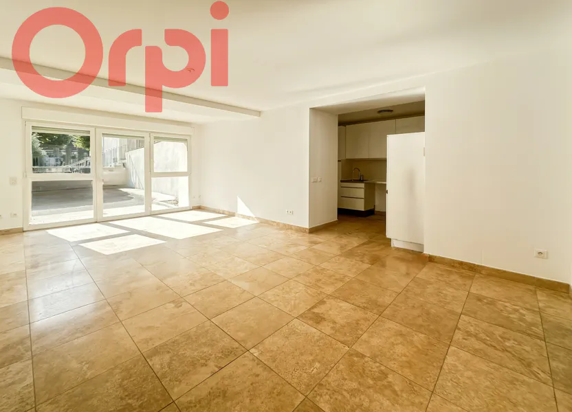 Flat Avenue Claude Expilly in Vals-les-Bains