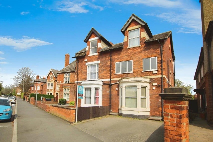 Flat Headlands in Kettering