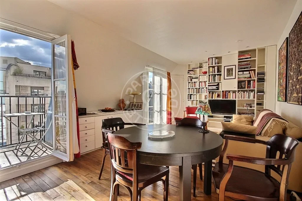 Appartement Rue Crozatier à Paris