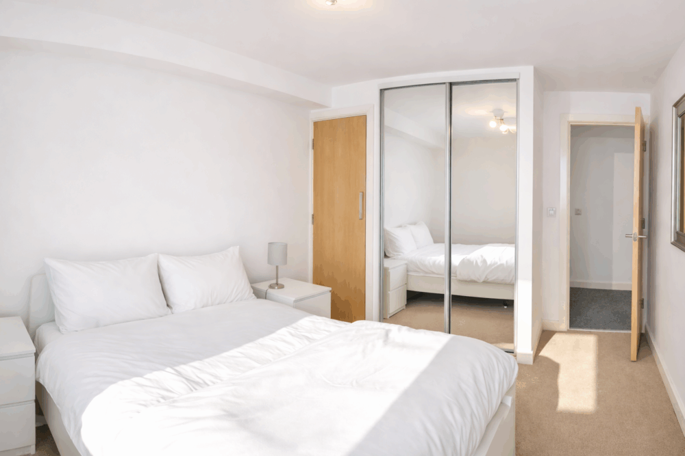 Flat Llanbleddian Gardens in Cardiff