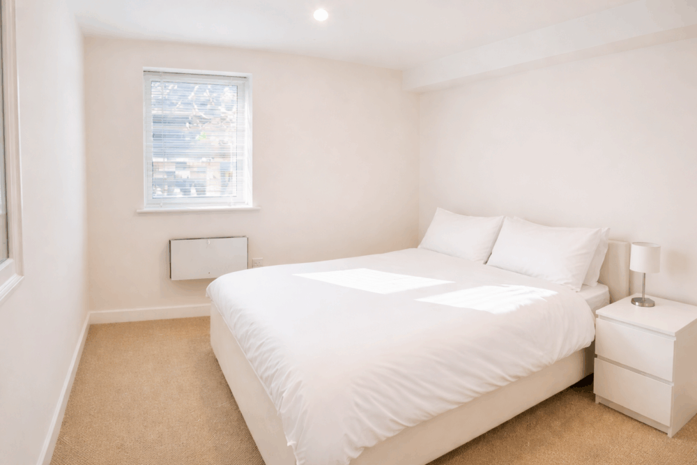 Flat Llanbleddian Gardens in Cardiff