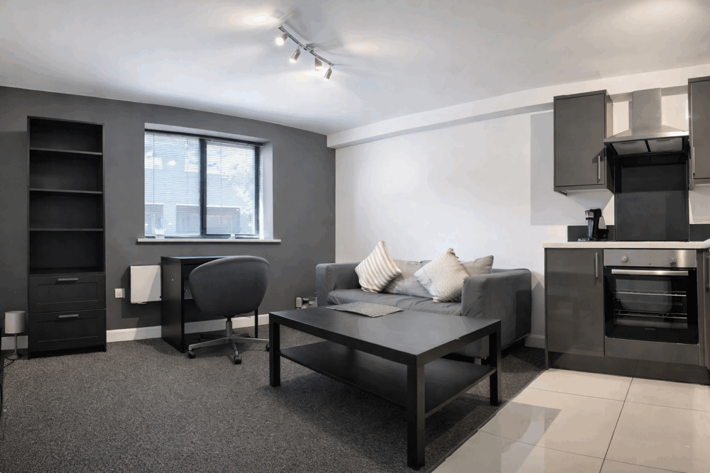 Flat Llanbleddian Gardens in Cardiff