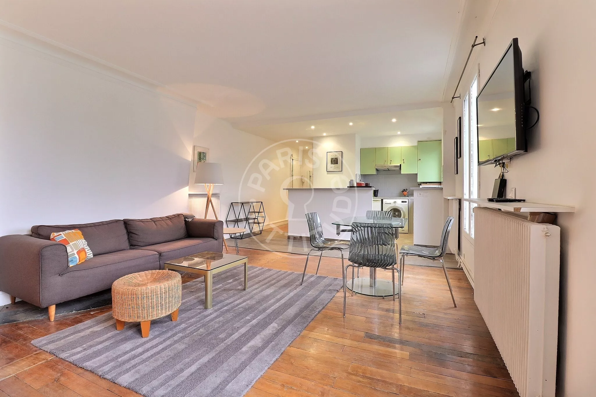 Flat Quai de Jemmapes in Paris