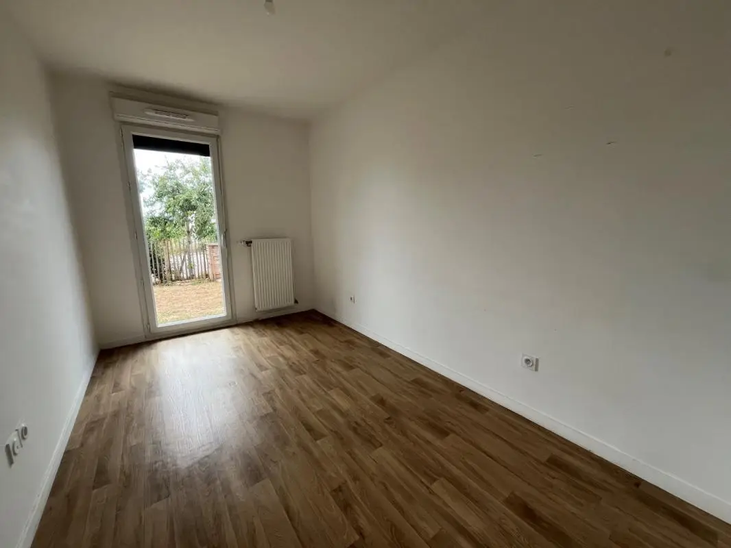 Flat Rue du Fer à Cheval in Bruyères-le-Châtel