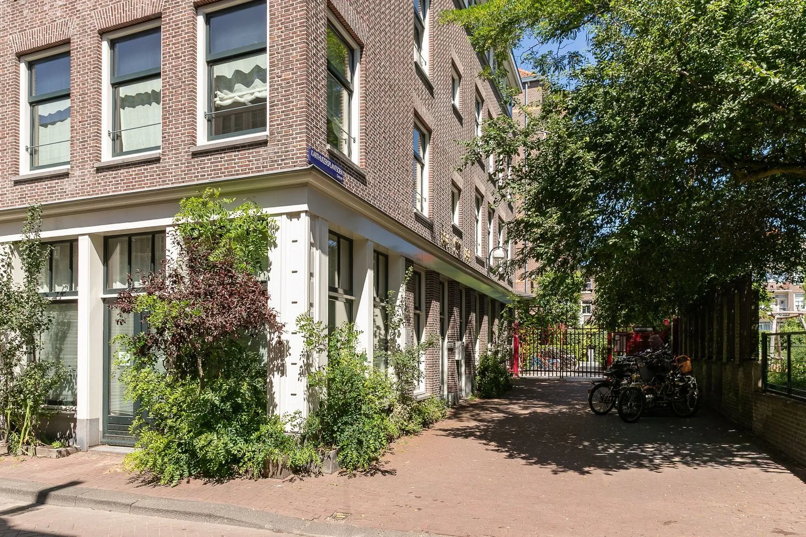 Appartement Karthuizersplantsoen 9 in Amsterdam