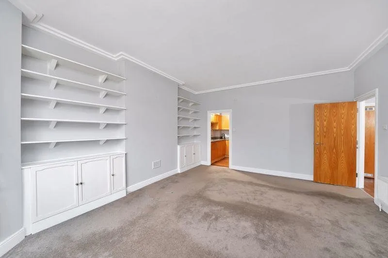 House Finchley Road in Greater London
