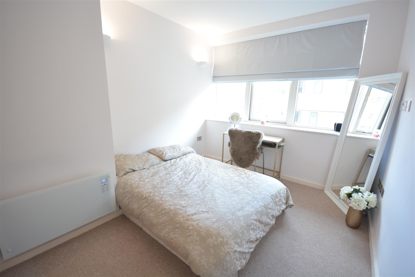 Flat East Street in Epsom and Ewell