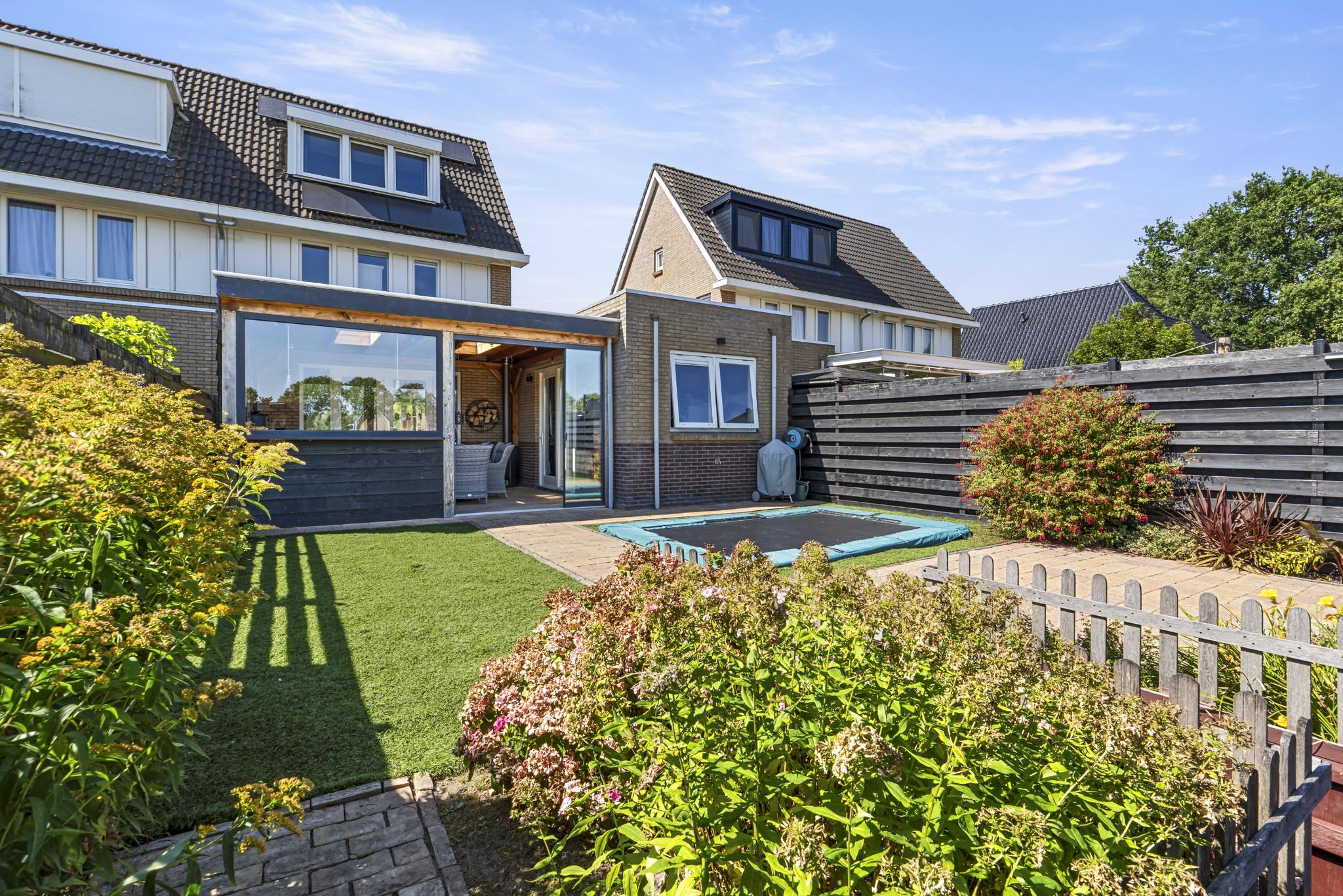 Huis Houtwerf 32 in Waarland