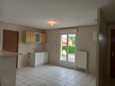Flat Rue Charles Baudelaire in Malvalette
