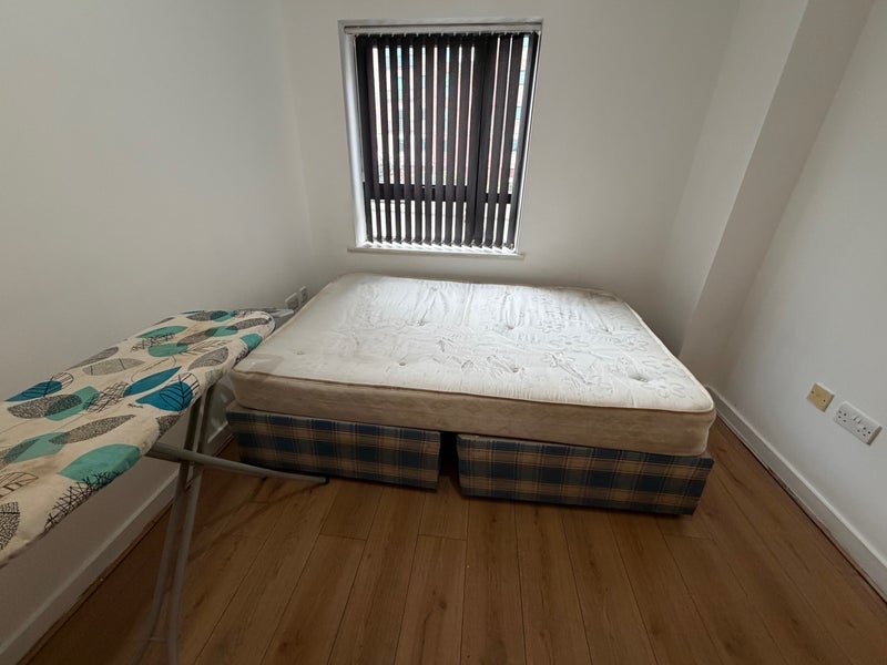 Room St. Mary Street in Salford