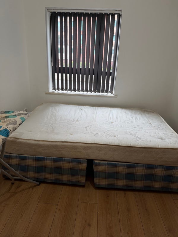 Room St. Mary Street in Salford
