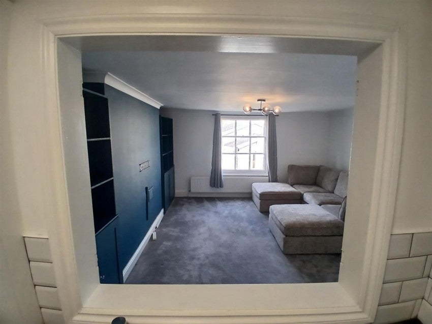 Flat Portland Place West in Royal Leamington Spa