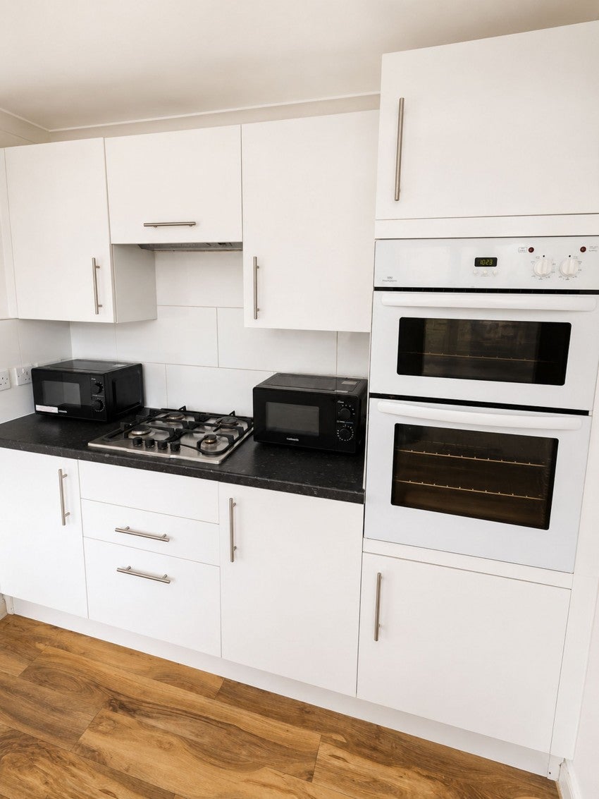 Room De La Warr Road in Rother