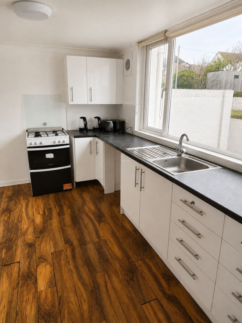 Room De La Warr Road in Rother