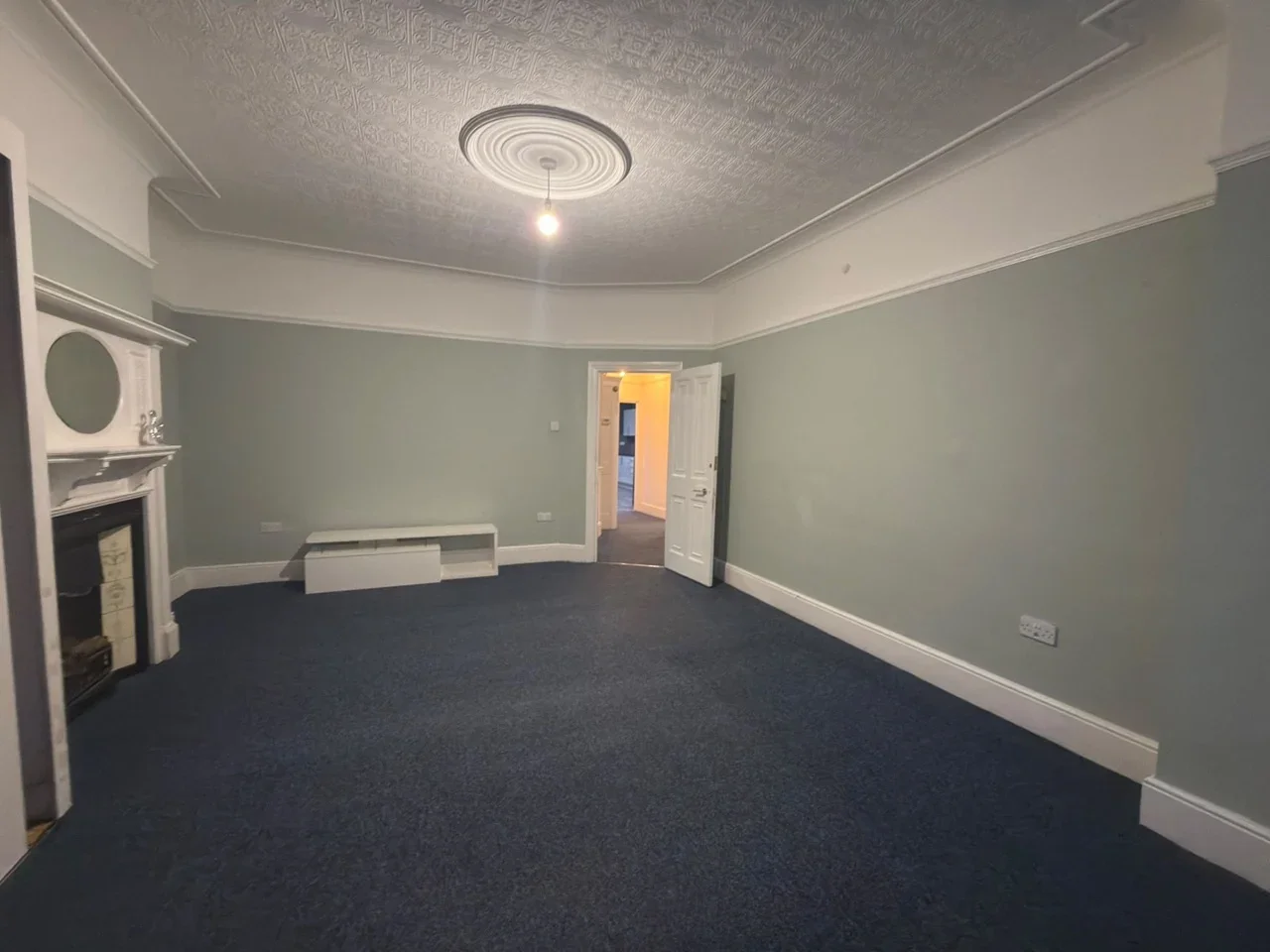 Flat Emerson Road in Greater London