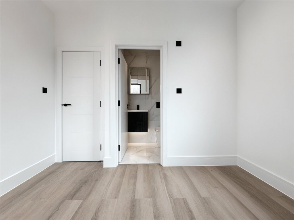 Flat Rye Close in Hart