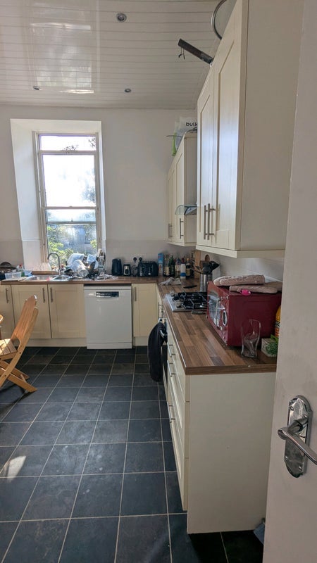 Room Oakfield Avenue in Glasgow