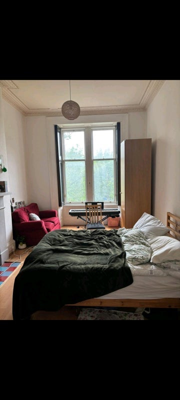 Room Oakfield Avenue in Glasgow