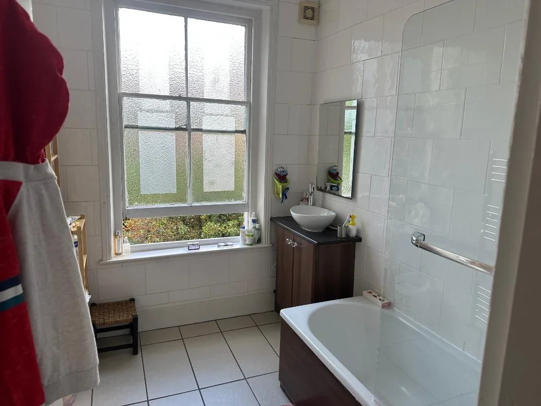 Flat Cintra Park in Greater London