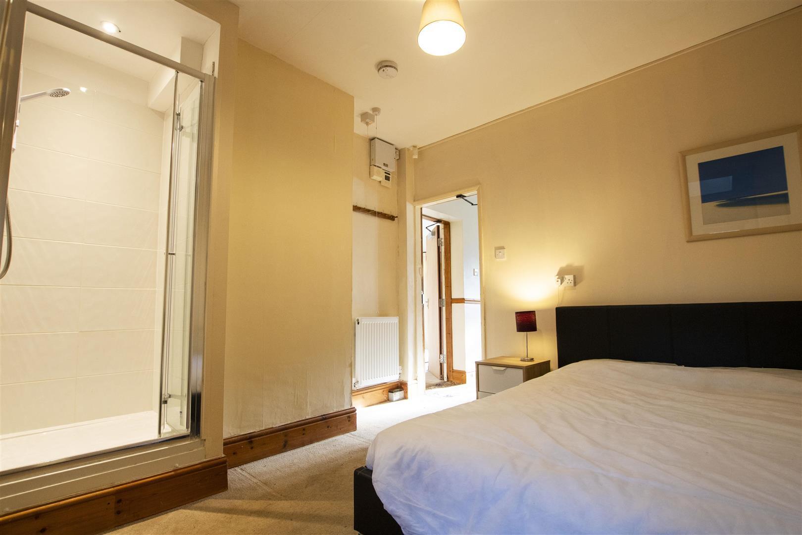Room Holywell Lane in Bromsgrove