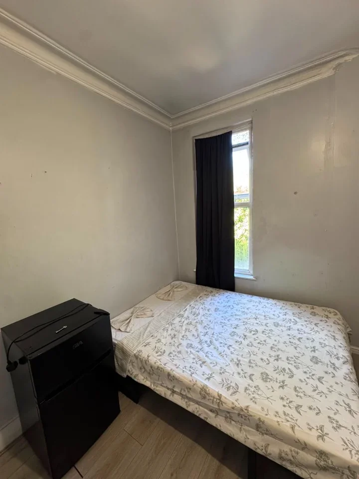 Room Blenheim Rise in Greater London
