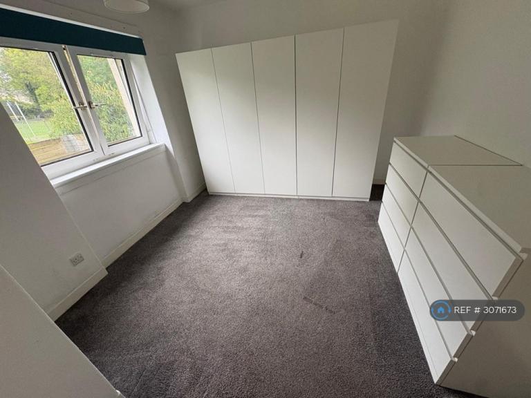 Flat Brownhill Road in Glasgow