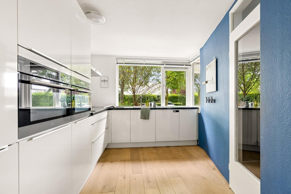 Tussenwoning te koop: Hollywoodlaan 48, Almere