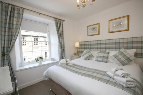 Flat William Street in City of Edinburgh