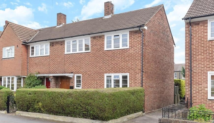 House Dupont Road in Greater London