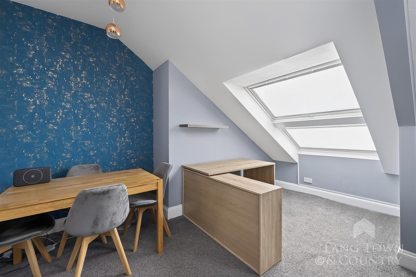 Flat Molesworth Road in Plymouth