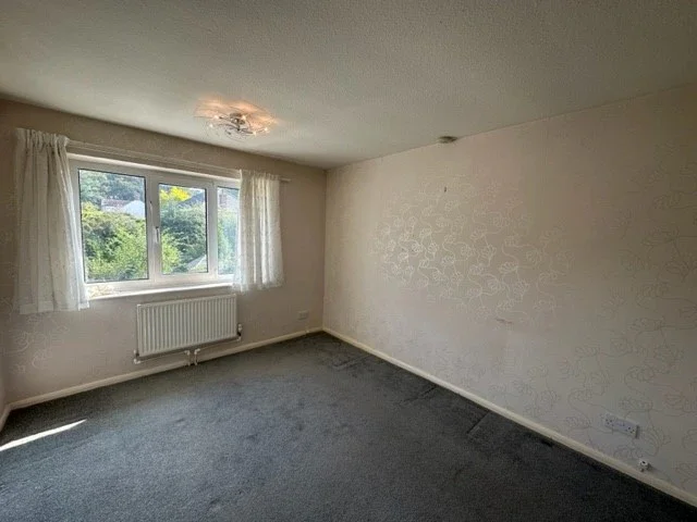 House St Crispin Road in Earls Barton