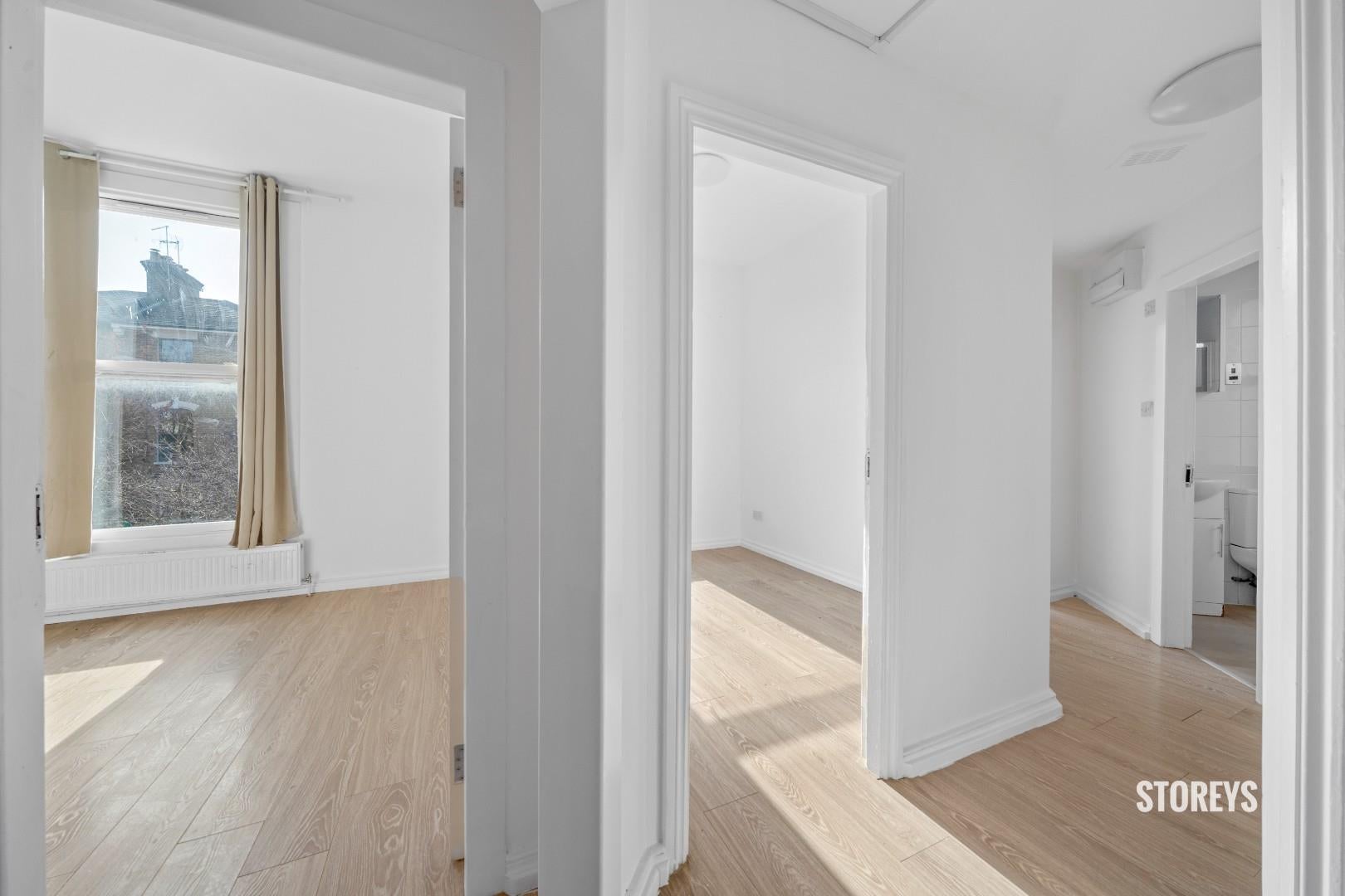 Flat Wilberforce Road in Greater London