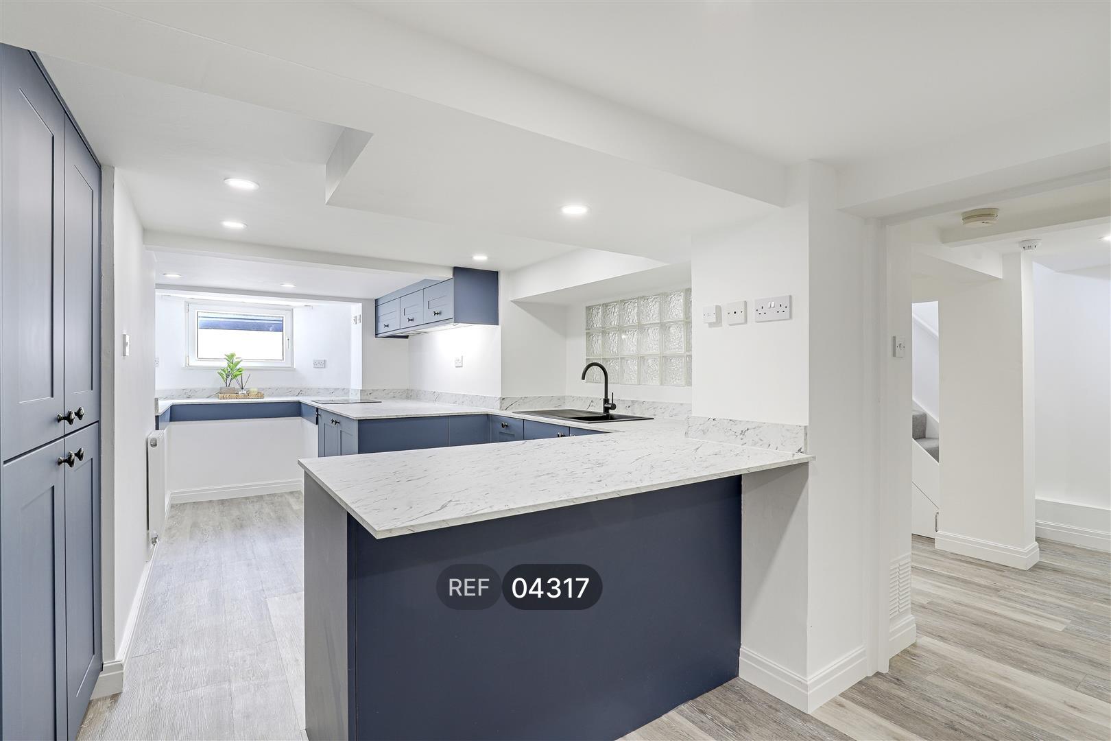 Flat Millicent Road in Nottingham