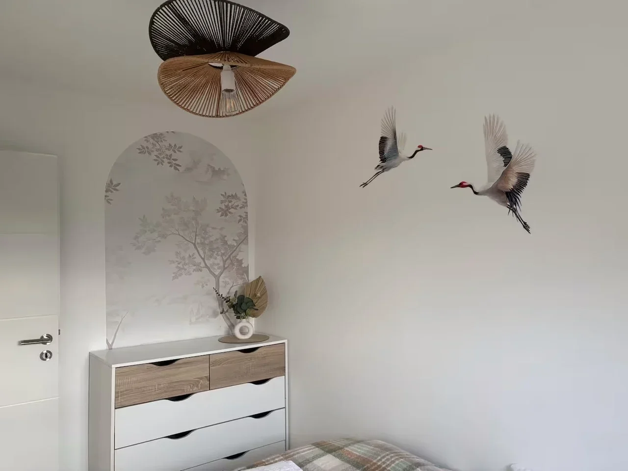 Flat Kennet Road in Greater London