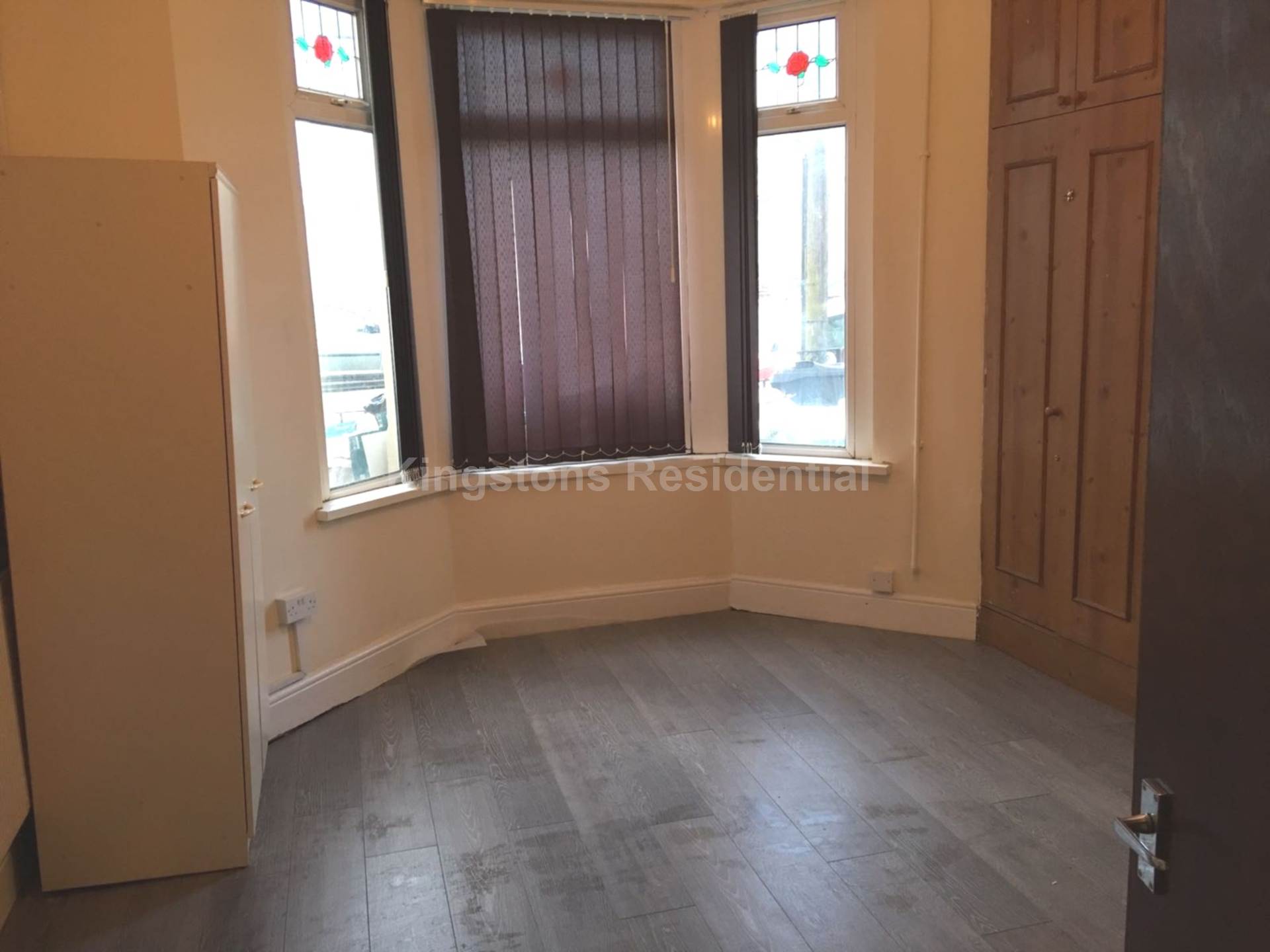 Flat Monthermer Road in Cardiff
