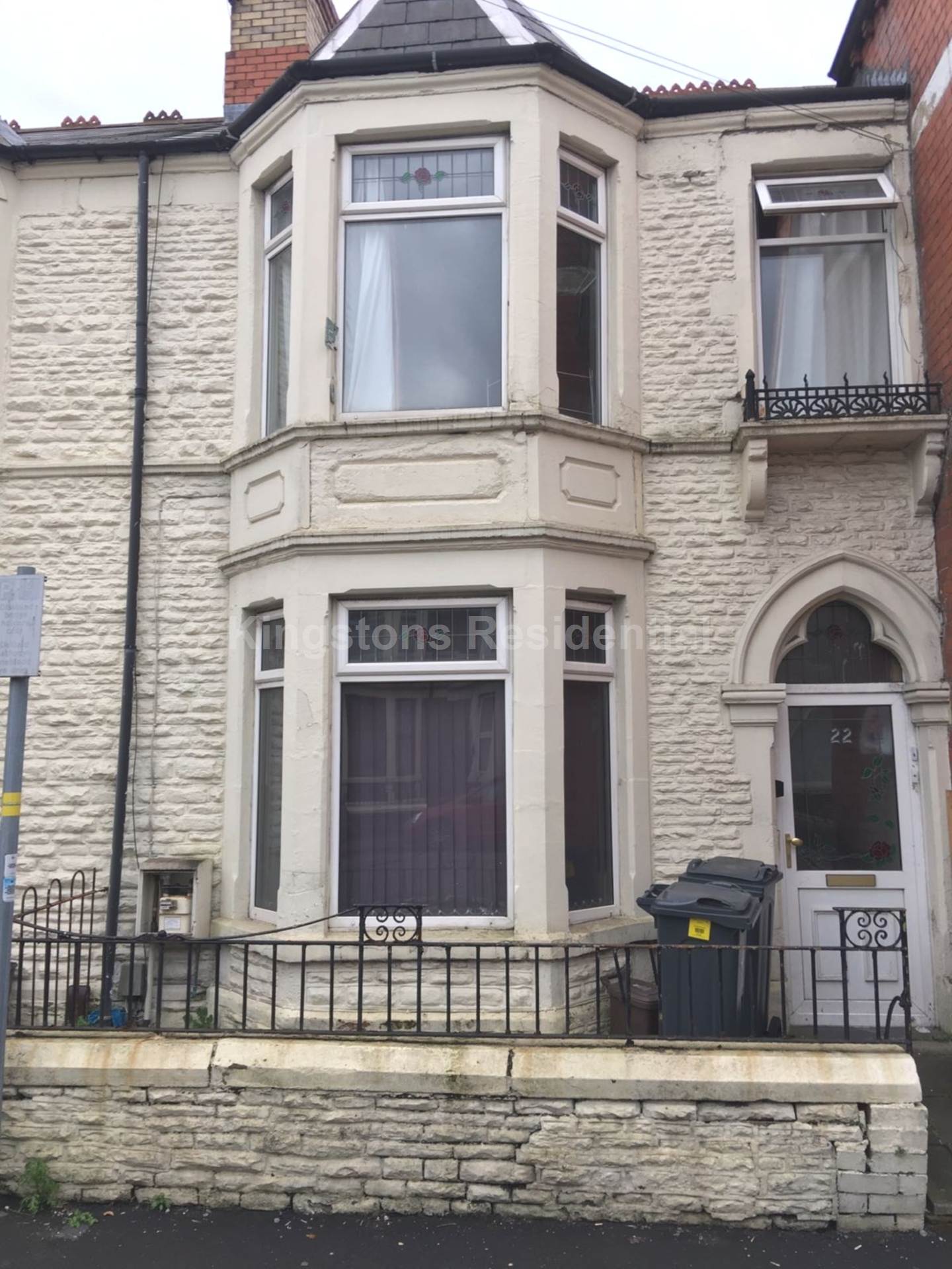 Flat Monthermer Road in Cardiff
