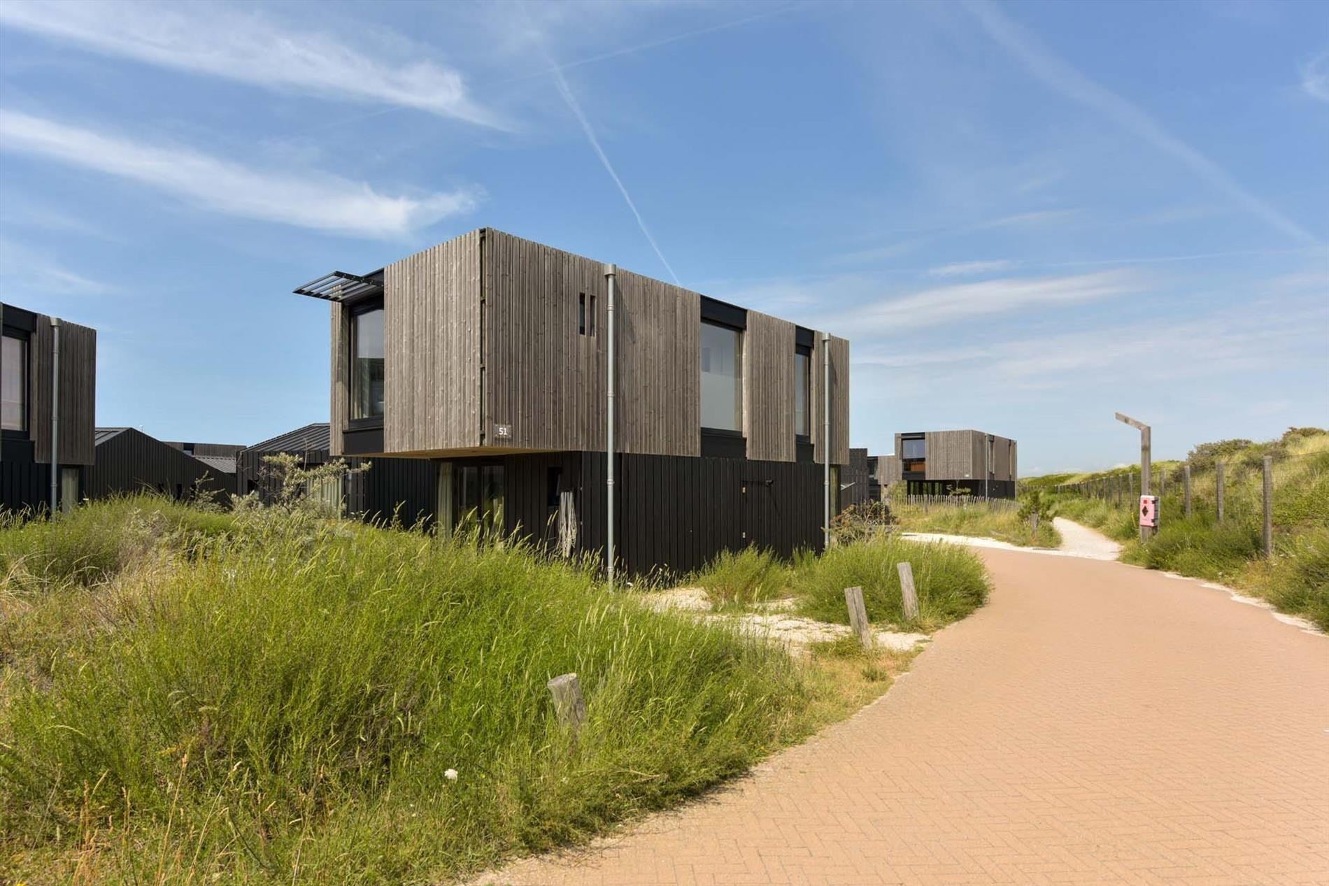 Huis Boulevard Barnaart 30 51 in Zandvoort