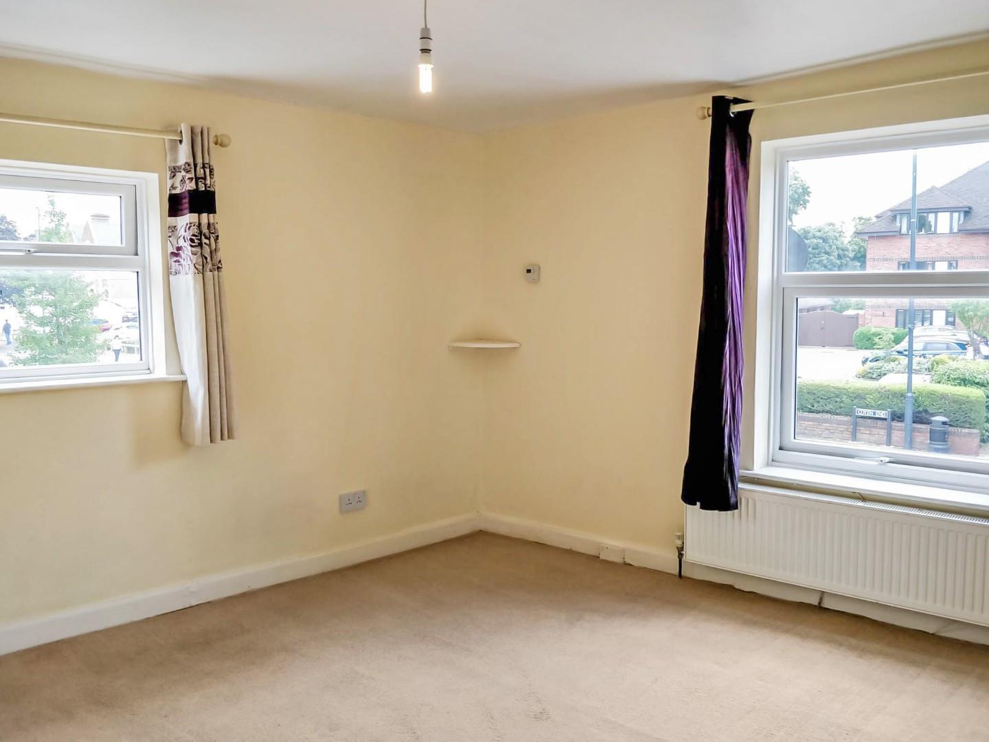 Flat Coten End in Warwick
