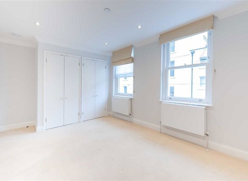 Flat Seymour Place in City of Westminster