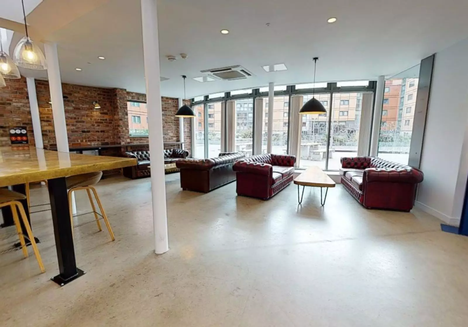Flat Hathersage Road in Manchester