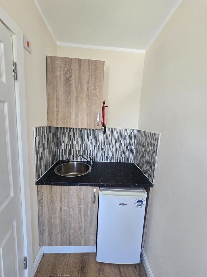 Flat Castillon Road in Greater London