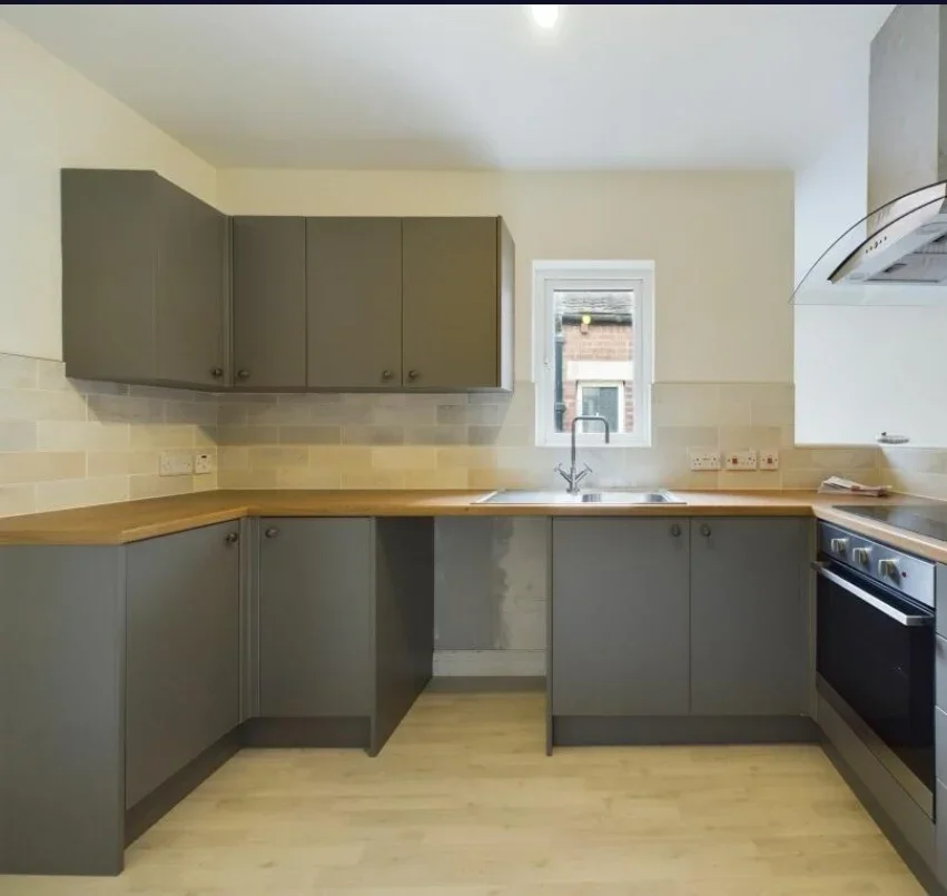 Flat Whalley New Road in Blackburn