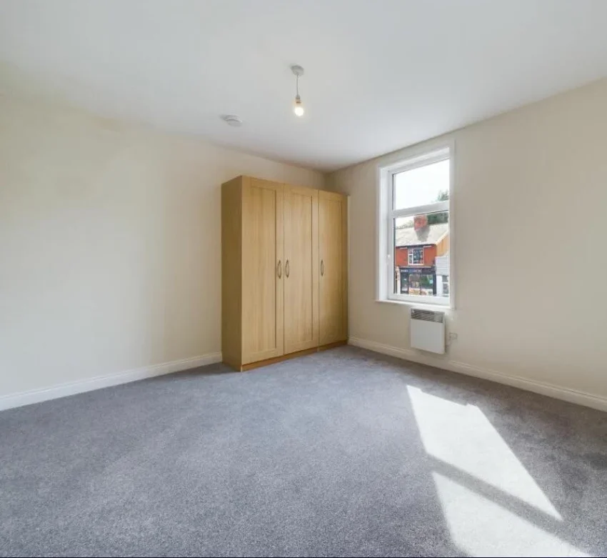 Flat Whalley New Road in Blackburn