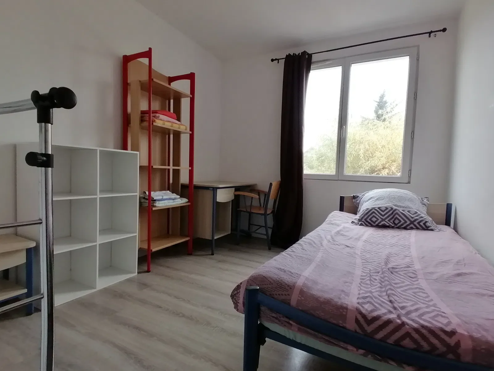 Chambre Rue Lacroix à Juvisy-sur-Orge