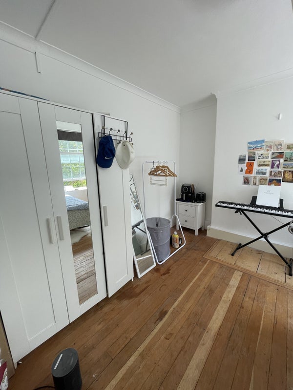 Room Lant Street in Greater London