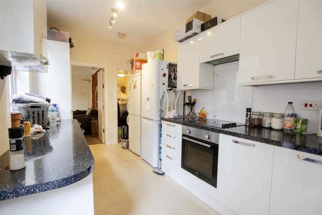 Flat Raddlebarn Road in Birmingham
